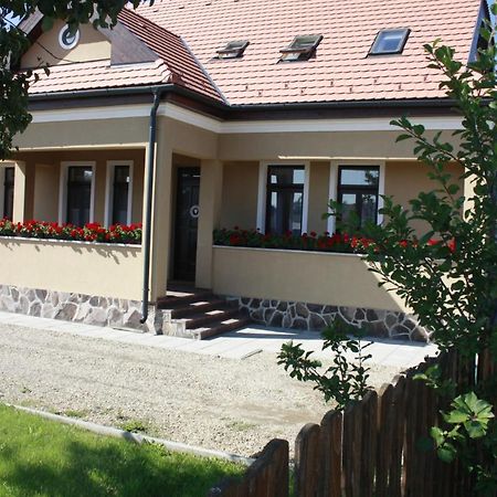 Pensiune Agroturistica Horvath-Kert Borzont Zewnętrze zdjęcie